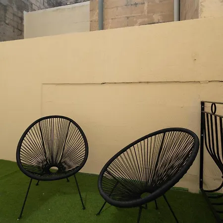 A Lovely 1br In With Wifi & Ac By 360 Estates Lägenhet